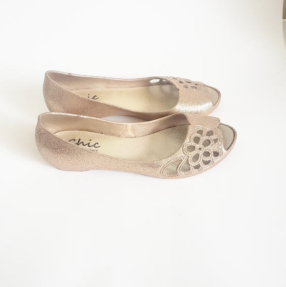 CHIC BY LADY COUTURE Gold Open Toe Flats Size 9 - Picture 4 of 7